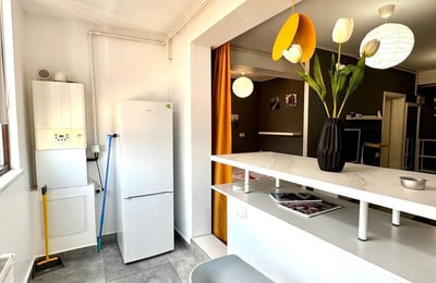 Location d’un appartement design d’une pièce dans le quartier Chiajna, secteur 6, Bucarest, Roumanie